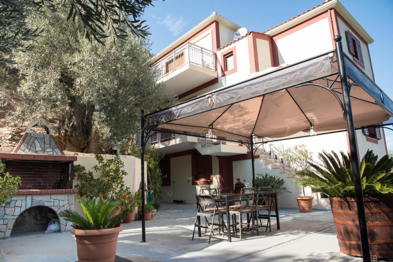 Gallis Villa Pefkias Buitenkant foto